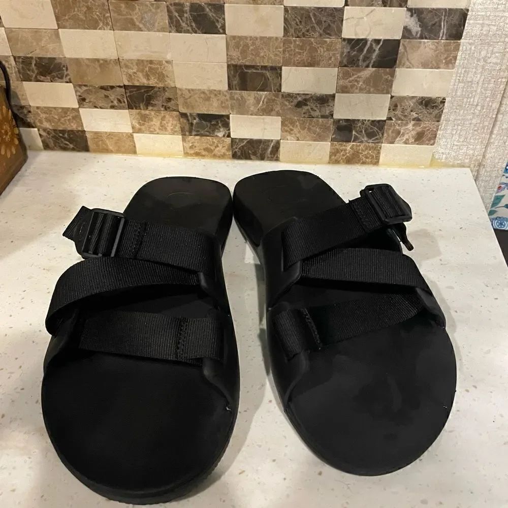 Chaco’s Sandals - Picture 4 of 6